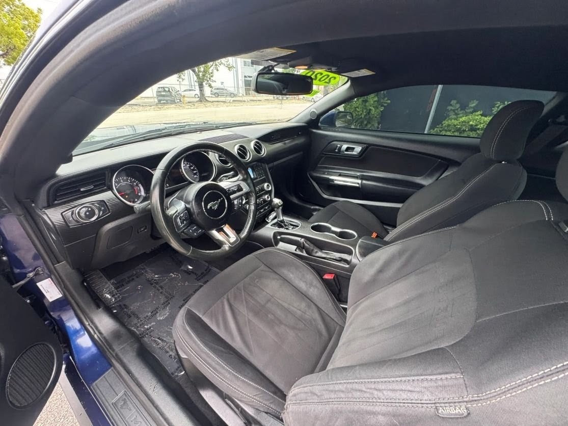2020 Ford Mustang